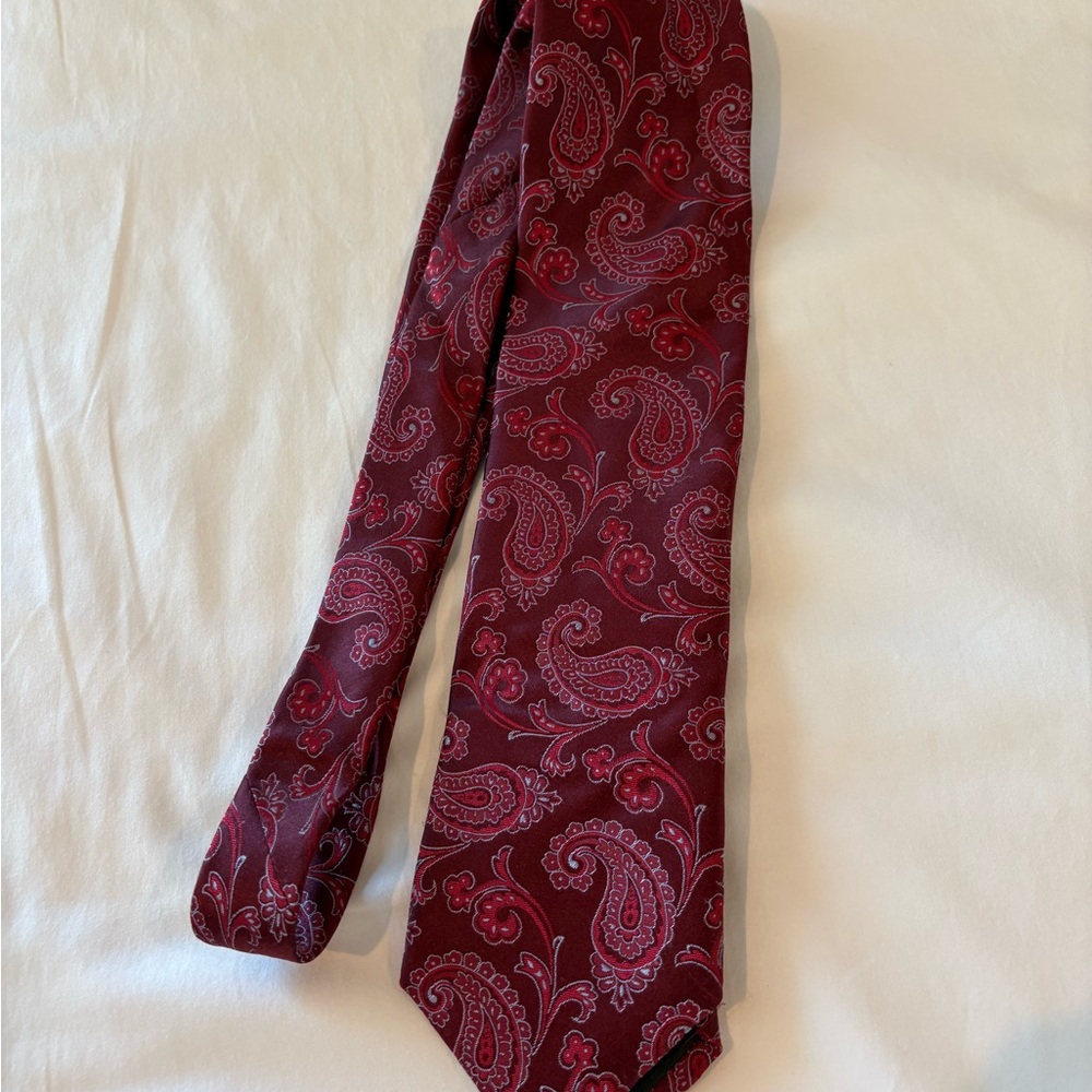 Red Paisley Silk Tie
